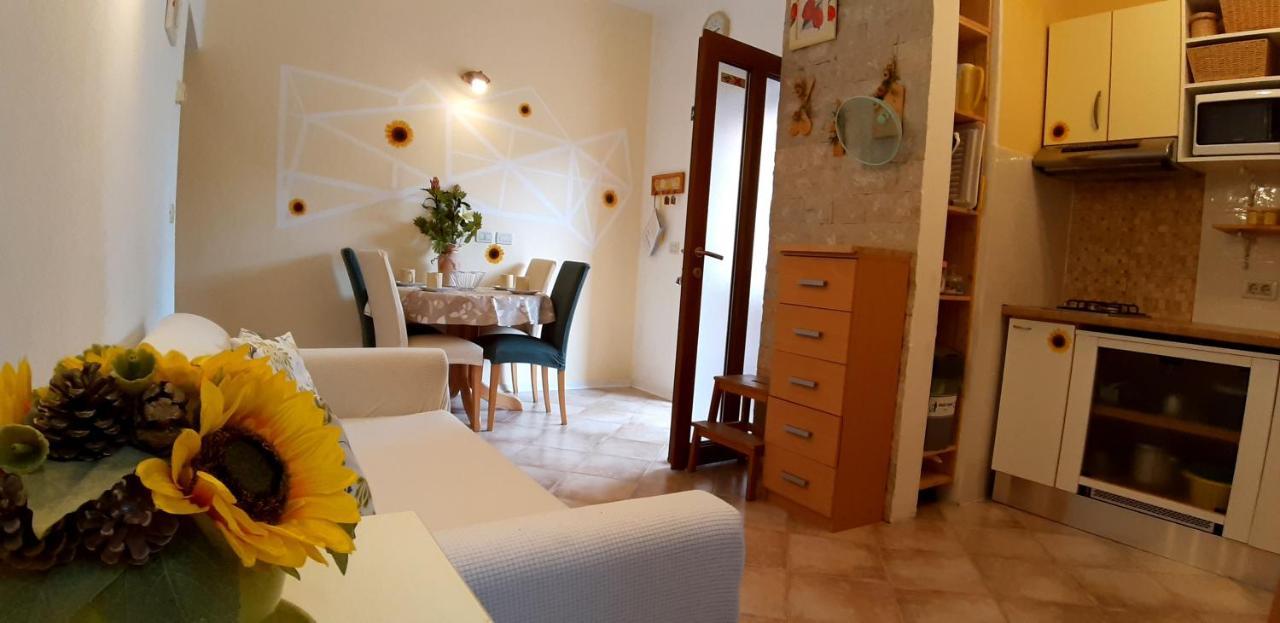 Apartments Demori Galizana Exterior photo