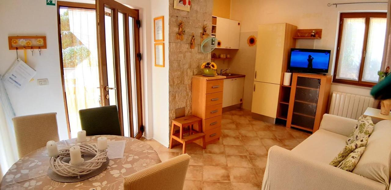 Apartments Demori Galizana Exterior photo